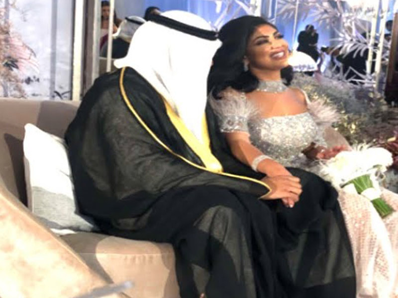 اضغط لمشاهدة الفيديو: زوج دانة الطويرش يطل على متابعيها للمرة الأولى